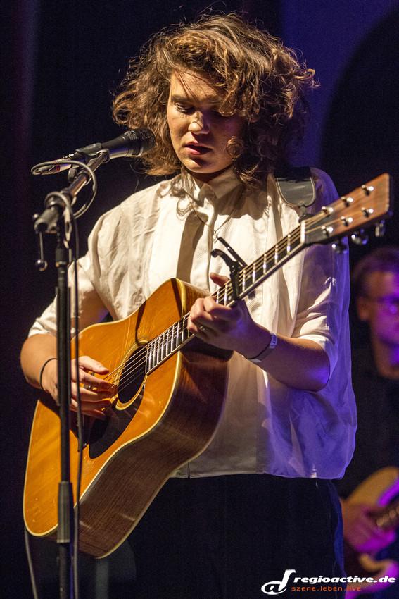 Fay Wildhagen (live in Hamburg, 2015)